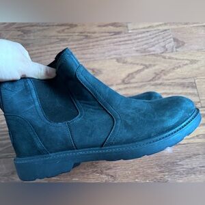 UGG Black Suede Girls boots